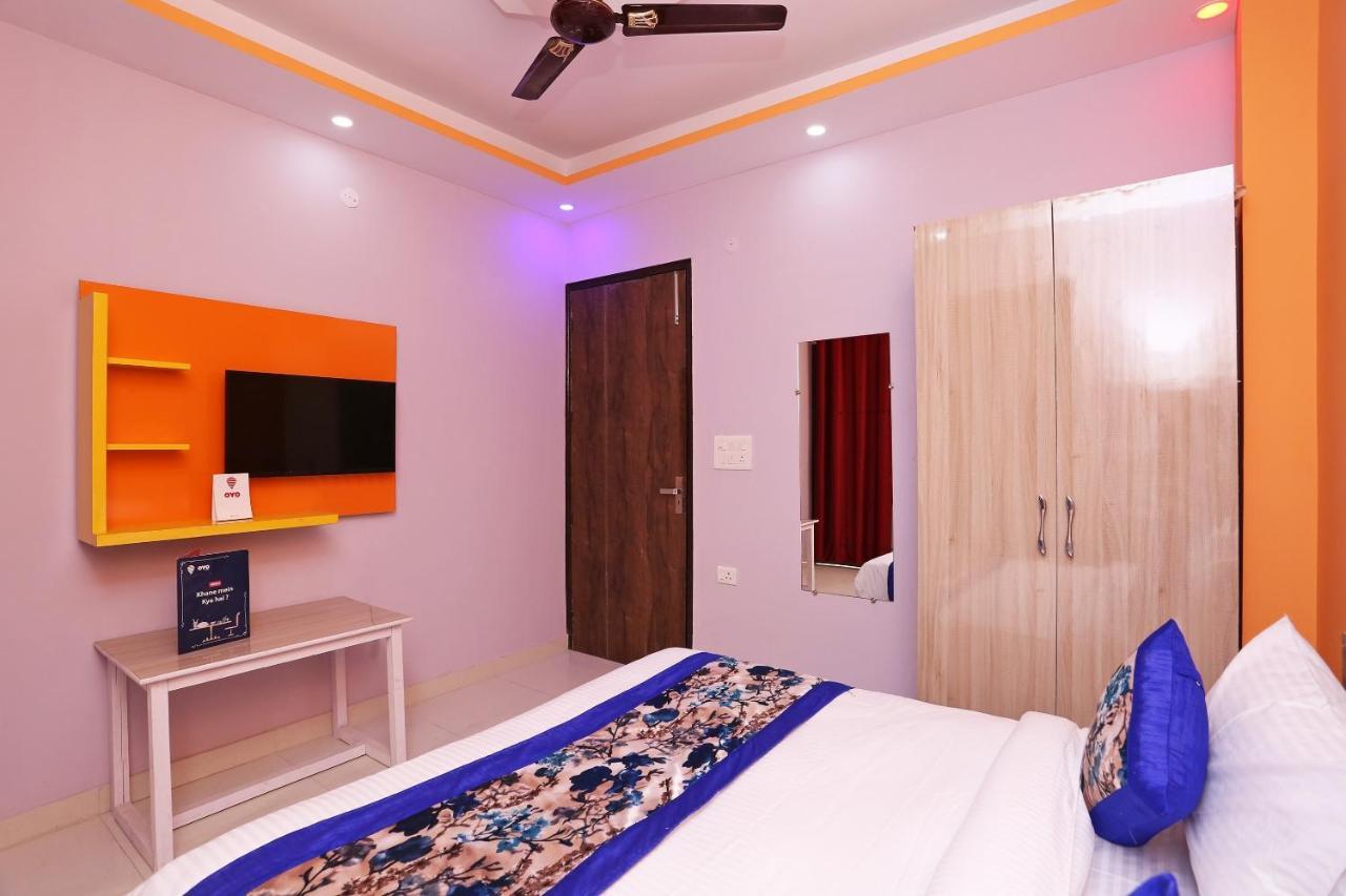 فندق Oyo Rose Residency Near Dwarka Sector 9 Metro Station نيودلهي المظهر الخارجي الصورة