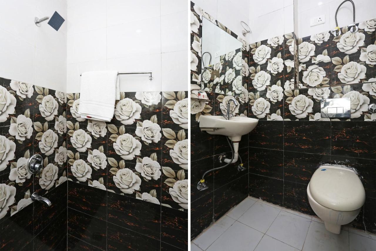 فندق Oyo Rose Residency Near Dwarka Sector 9 Metro Station نيودلهي المظهر الخارجي الصورة